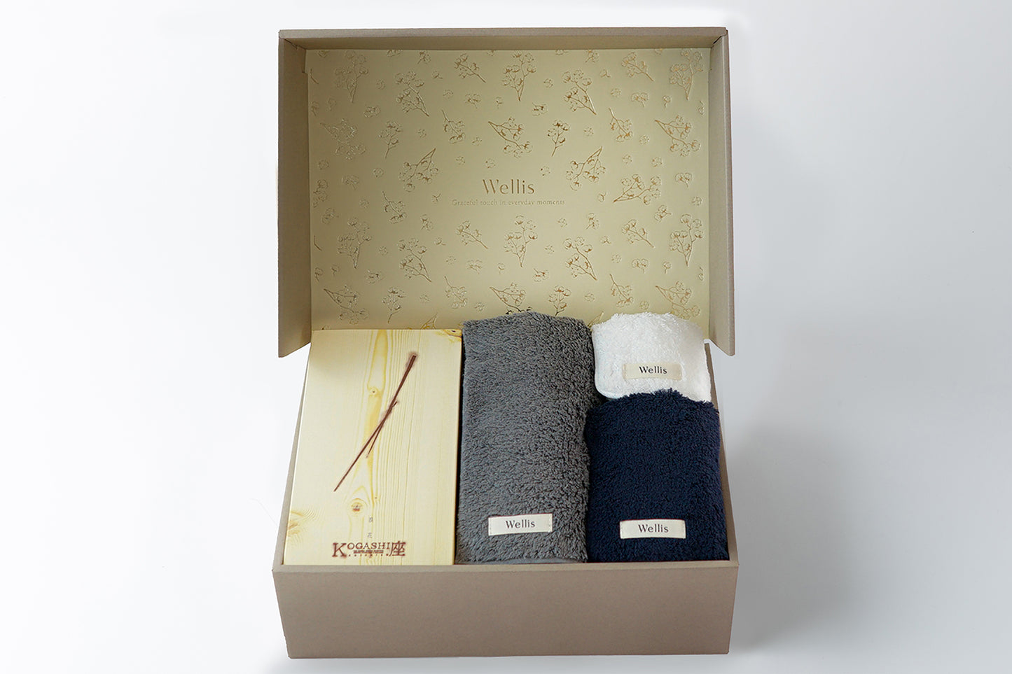 Handkerchief・Wash Towel・Face Towel +LE PINEAU きさんじ(焼き菓子12枚)セット